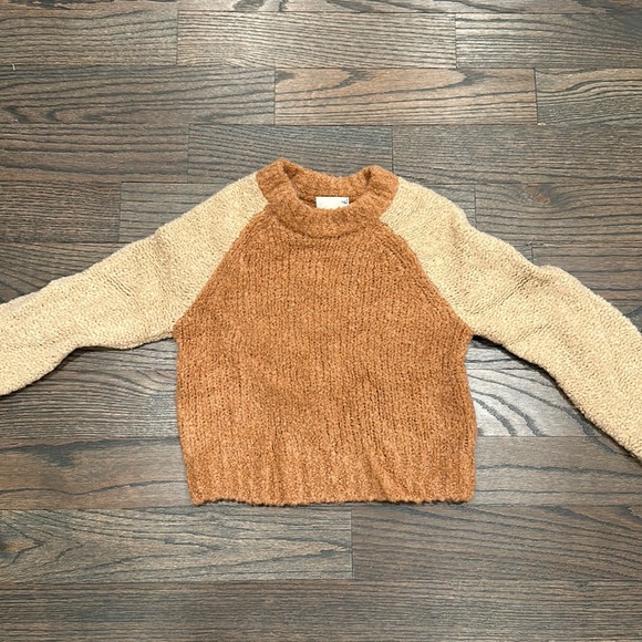 Wilfred (Aritzia) Women's Meridian Sweater - Picture 3 of 4